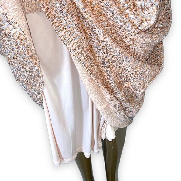 Scoop XL (16-18) plus Rose Gold stretch Sequined Dress. L/S - Picture 11 of 12